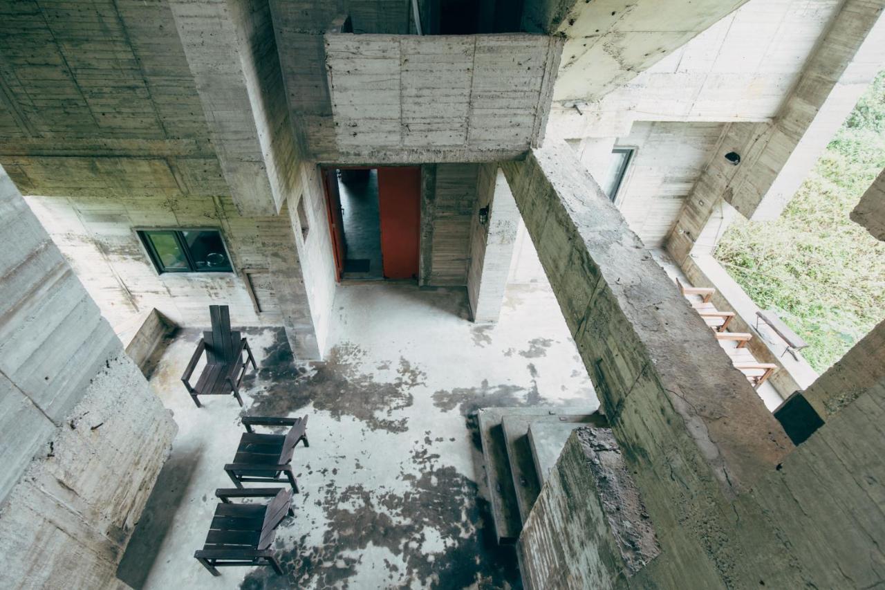 อดาจิโอ เรนเดียร์ หัวเหลียน 118 Apartment เมืองฮวาเหลียน ภายนอก รูปภาพ